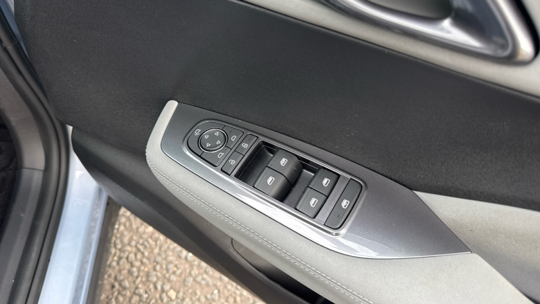 BYD Dolphin Surf 65kW Boost 43kWh 5dr Auto Electric Hatchback